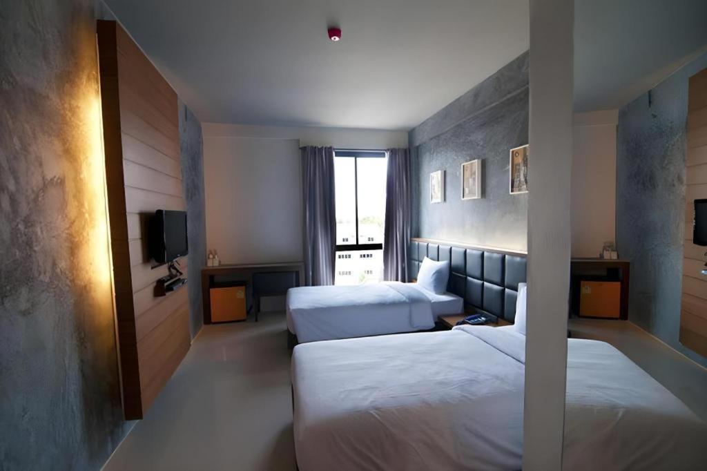 B2 Thippanate Boutique & Budget Hotel Chiang Mai Bagian luar foto