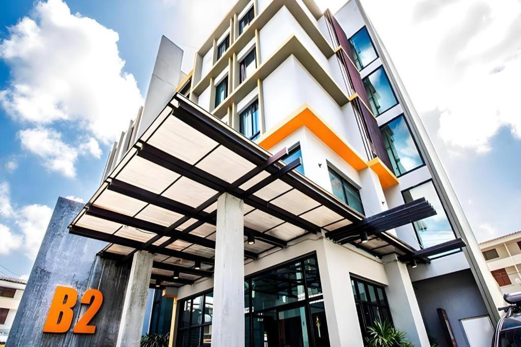 B2 Thippanate Boutique & Budget Hotel Chiang Mai Bagian luar foto
